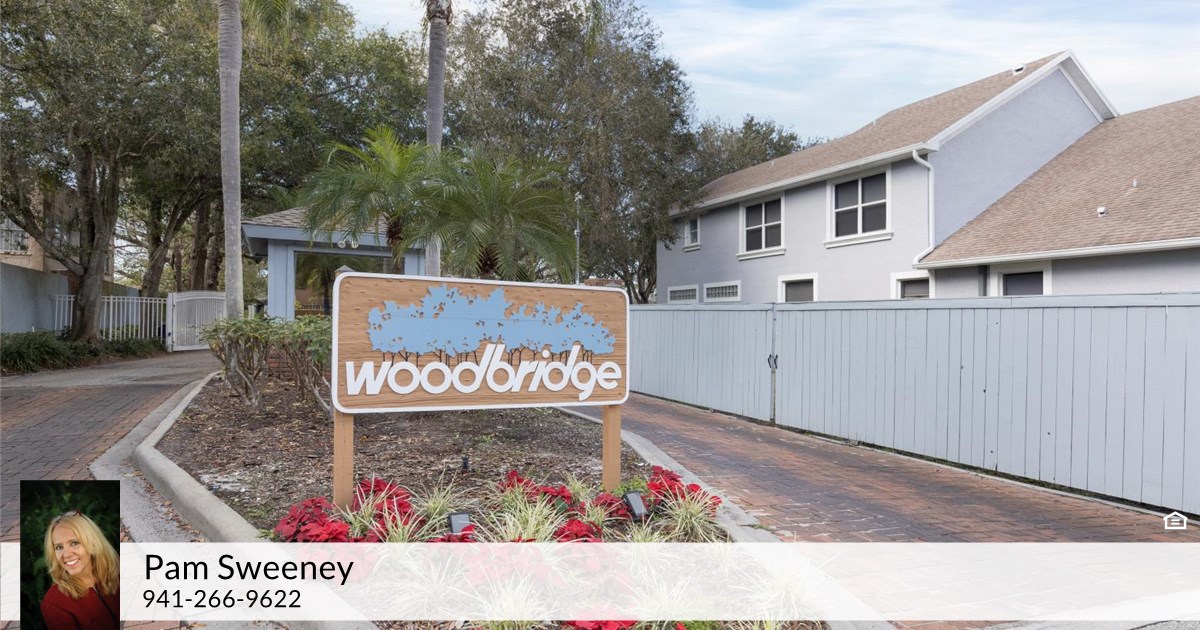 2633 Moss Oak Dr Sarasota FL 34231