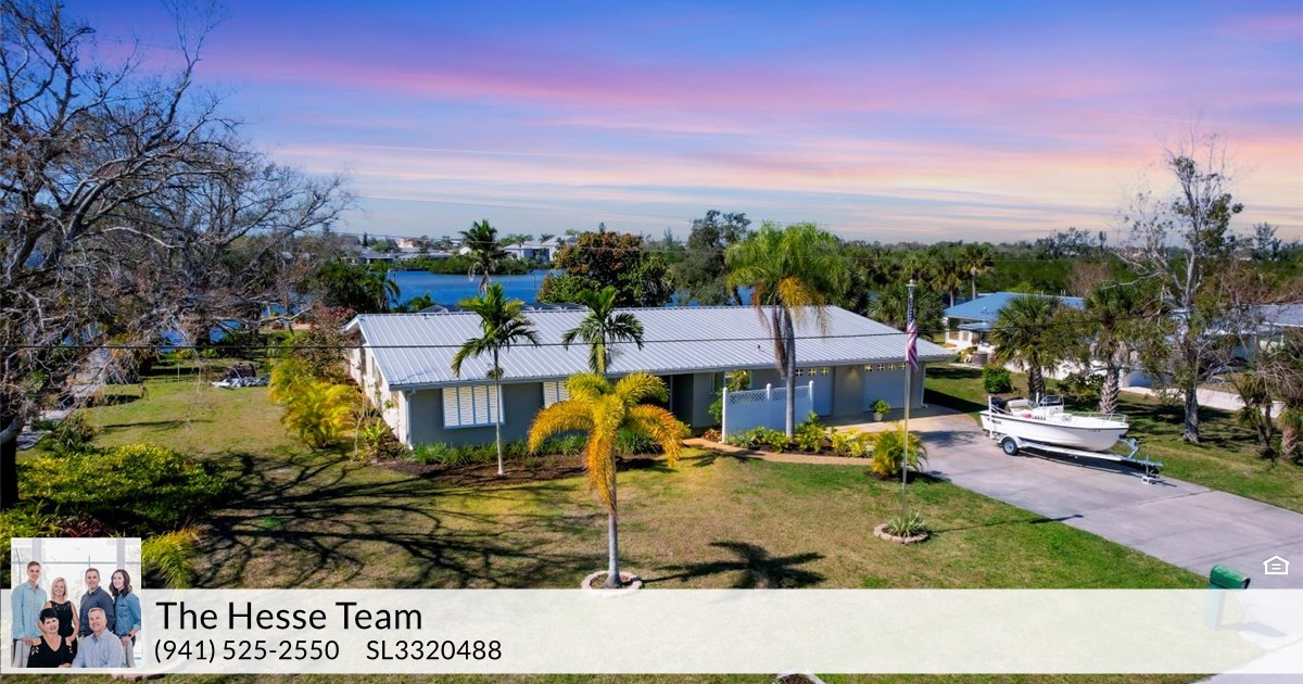 1260 Maryknoll Rd, Englewood, FL 34223