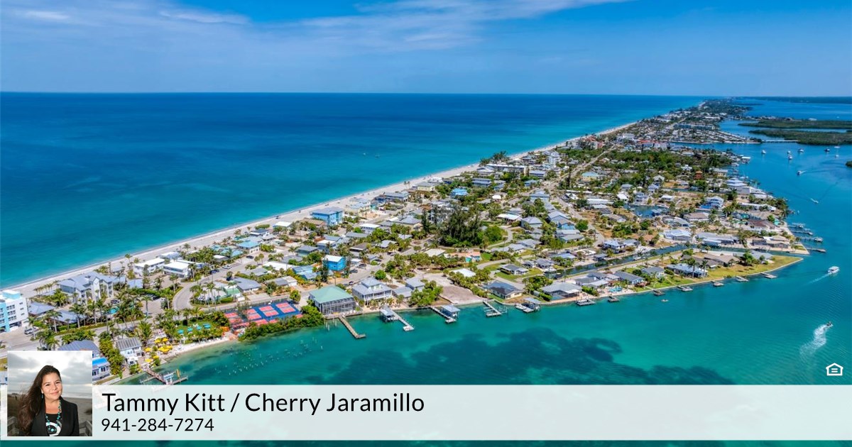 1080 Gulf Blvd, Englewood, FL 34223